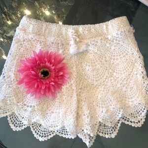 White girls crochet shorts